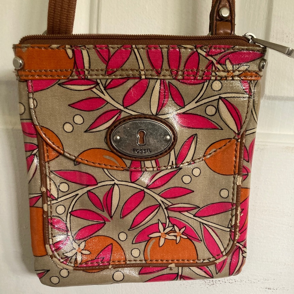 FOSSIL Crossbody Coated Canvas Tan Orange &  Pink Key-Per Bag